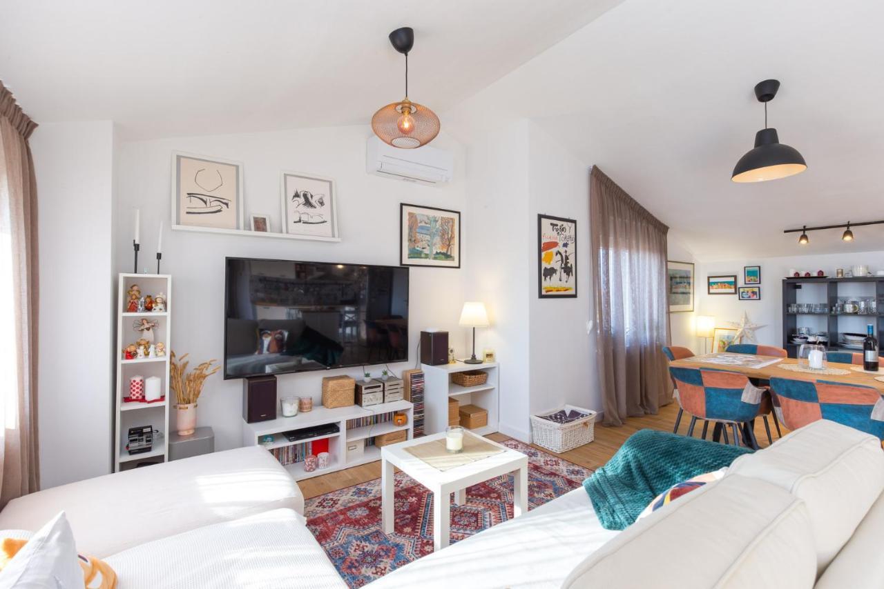 Apartmani Lucija ポレッチ エクステリア 写真